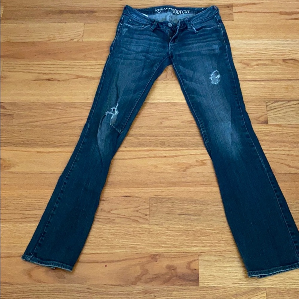 Bullhead Size 0R laguna bootcut ripped jeans